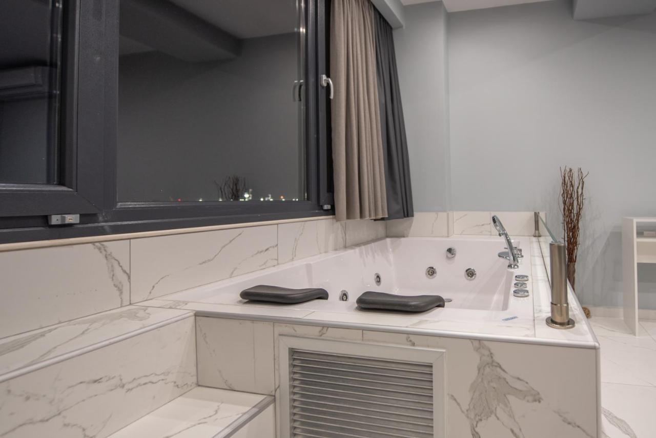 Sea & City Luxury Suite Θεσσαλονίκη Εξωτερικό φωτογραφία